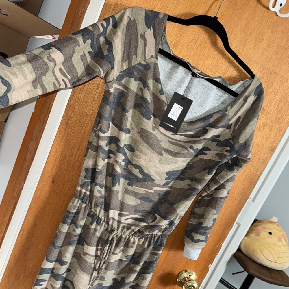 NWT FASHION NOVA Camouflage Long Sleeve Romper